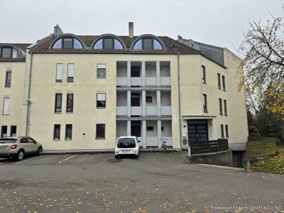 2-Zimmer-Wohnung mit Renovierungsbedarf in guter Lage, inkl. Balkon & TG-Stellplatz