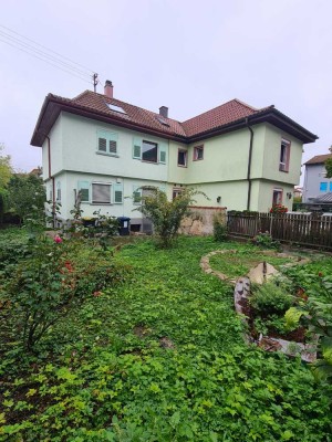 Provisionsfrei – Ihr neues Zuhause auf 3 Etagen mit Garten und Carport