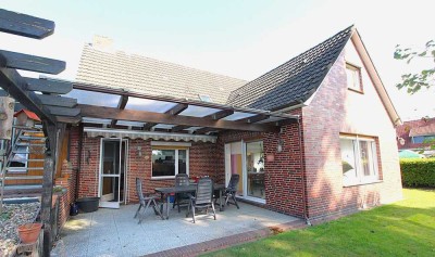 Ein besonderes Einfamilienhaus mit viel Platz und einem großen Garten!