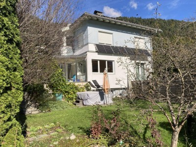 Moderne 3-Zimmer Erdgeschosswohnung mit Garten und Terrasse in Vomp