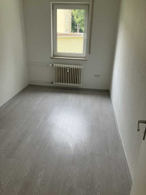 Ansprechende und gepflegte 4-Raum-Wohnung mit Balkon in Stetten am kalten Markt