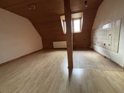 feine Wohnung ab sofort