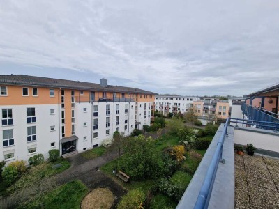 verfügbare Wohnung mit Penthouse Charakter -keine Schrägen und trotzdem ganz oben!!!inkl. TG und EBK