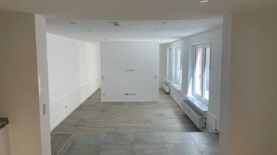 Zentrale 2-Zimmer-Innenstadt-Wohnung mit Ausgang nach draußen (Patio) in Münster