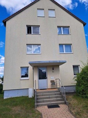 Separater Eingang: Geräumige Erdgeschosswohnung mit großem Kellerbereich in Goslar-Georgenberg