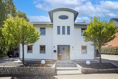 Exklusives Architektenhaus in Strandnähe