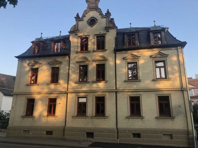 Urbaner Chique im Hochparterre mit Garten