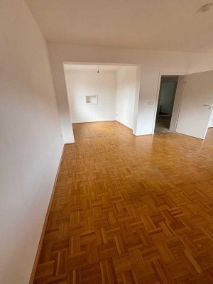 Wunderschöne 3-Zimmer-Wohnung mit großem Balkon zu vermieten