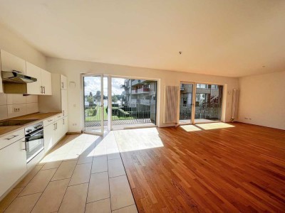 Lichtdurchflutete 3-Zimmer-Wohnung mit EBK