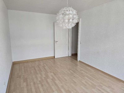 Renovierte 1- Zimmer Wohnung in der Südvorstadt.