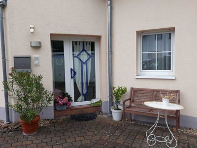Ansprechende 3-Zimmer-DG-Wohnung mit Einbauküche und komplett erneuerten Bad in Taunusstein