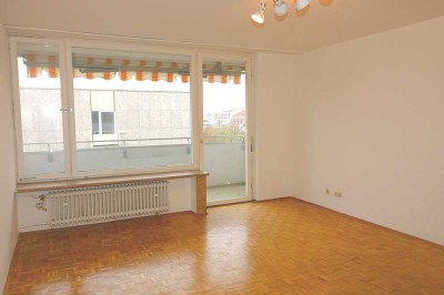 Klassische 3-Zimmer-Wohnung mit Balkon in Münchner Bestlage