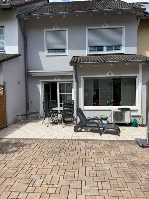 Geräumiges 5-Zimmer-Reihenhaus in Rödermark