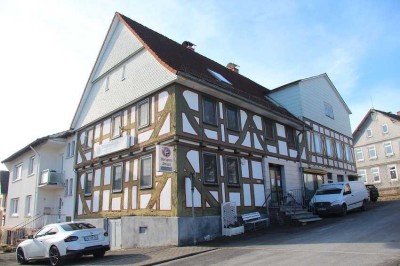 Objekt sucht Investor: Metzgerei mit Wohnung und viel Ausbaureserve !!