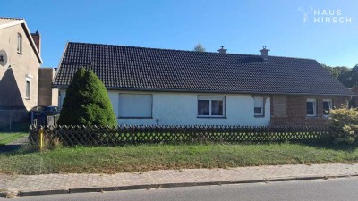 Einfamilienhaus u. Scheune mit Potenzial 2.500 m² Grund