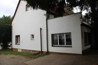 Wohnung war gestern - dein Einstieg ins kleine Hausglück Doppelhaushälfte in Dommitzsch