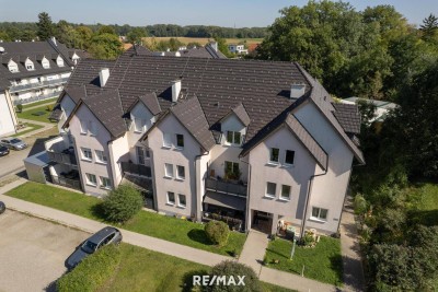 Schöne 3 Zimmer Wohnung mit Ausblick ins Grüne