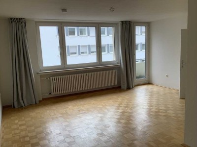Tolles 1-Raum-Appartement mit Einbauküche in sehr zentraler Lage zu vermieten