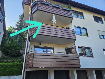Geschmackvolle 3-Zimmer-Wohnung mit gehobener Innenausstattung mit Balkon und Einbauküche in Nagold
