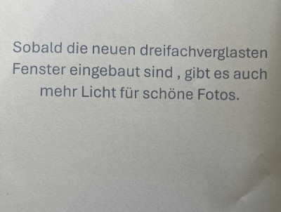 liebevoll renovierte 2-Raum-Dachgeschosswohnung mit Balkon