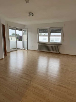 Charmante 1,5 Zi.-Wohnung mit Balkon & Garten in Toplage Nördlingen