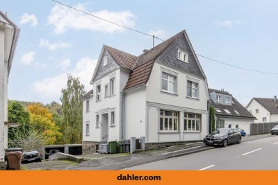 Gepflegtes Mehrparteienhaus in zentraler Lage von Gummersbach