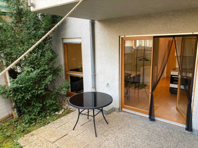 Charmante 1-Zimmer-EG-Wohnung mit überdachter Terrasse im Heusteigviertel