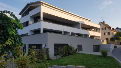 Komfortable, moderne 4-Zimmer-Wohnung mit Balkon und Einbauküche in Immenstaad