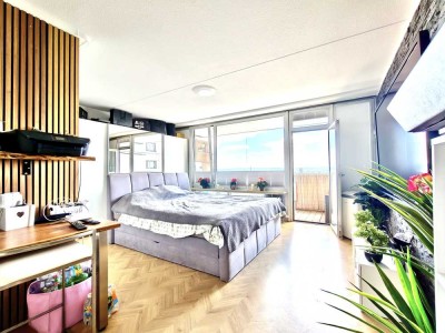 Tolles Apartment mit Rheinblick und großem Sonnenbalkon in Köln am Rheinufer