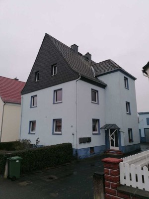 Schöne 3-Raumwohnung in zentraler Lage mit EBK