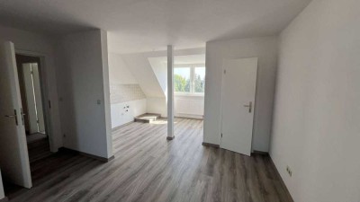 S-Bahn & Badesee, Wohngenuß im Grünen, Homeoffice / Pendeln, angenehme und hilfsbereite Nachbarn,