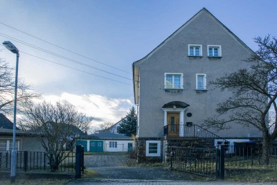 Gestalten Sie Ihre Träume: Ein- oder Zweifamilienhaus mit gewerblichem Bereich