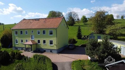 ATTRAKTIVES FREISTEHENDES MEHRFAMILIENHAUS IN RUHIGER LAGE - 3 WOHNEINHEITEN - BEZUGSFREI