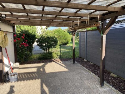 3-Raum-DG-Wohnung in begehrter, ruhiger Lage mit EBK/Garage/Stellplatz/Keller in Rielasingen