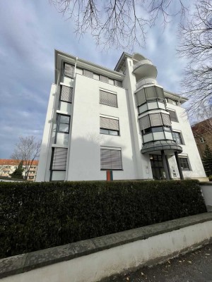 moderne 5-Raum- Familienwohnung im Herzen von Striesen –