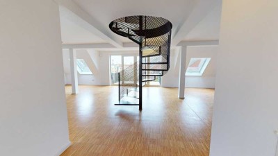 Geschmackvolle und geräumige Maisonette-Wohnung mit vier Zimmern sowie Balkon in Münster