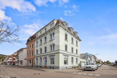 Charmantes MFH mit historischem Flair und vielseitigem Gestaltungspotenzial - kluges Investment