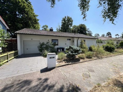 Charmanter Bungalow in toller Lage der Karlsruher Waldstadt