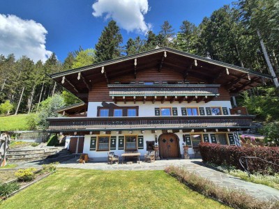 Charmantes Bauernhaus mit viel Platz, Panoramablick und vielseitiger Nutzungsmöglichkeit