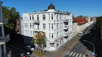 Historischer Charme trifft Moderne – 2-Zimmer-Eigentumswohnung mit Balkon in Wilhelmshaven