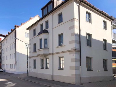 Gemütliche 2-Zimmer-Wohnung mit schönem Süd-Balkon nahe Zentrum