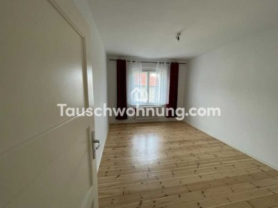 Tauschwohnung: Tausche 2 Zimmer gegen 2 oder 3 Zimmer