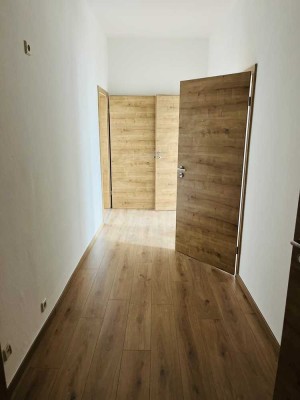 +++TOP+++ NEU RENOVIERTE WOHNUNG IN MITTWEIDA ZU VERMIETEN