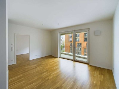 Lichtdurchflutete schöne 2-Zimmer-Wohnung mit Terrasse und grünem Innenhof | MaryAnn