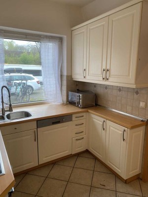 Vollständig renovierte 4,5-Raum-Wohnung mit Einbauküche in Quickborn