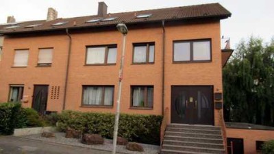 Attraktive 3-Zimmer-Hochparterre-Wohnung mit Einbauküche und Balkon in Aachen