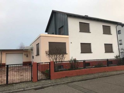 Von Privat. Einfamilienhaus in Schwegenheim