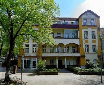 5-Zimmer Wohnung mit Balkon in Berlin-Waidmannslust (Reinickendorf)