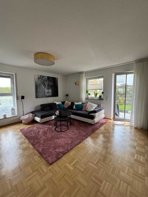 Schöne 3-Zimmer- Erdgeschosswohnung mit hochwertiger Einbauküche und Terrasse in Söflingen