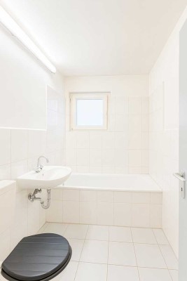 *ab sofort* 2-Zimmer-Traumwohnung mit Balkon und Tageslichtbad